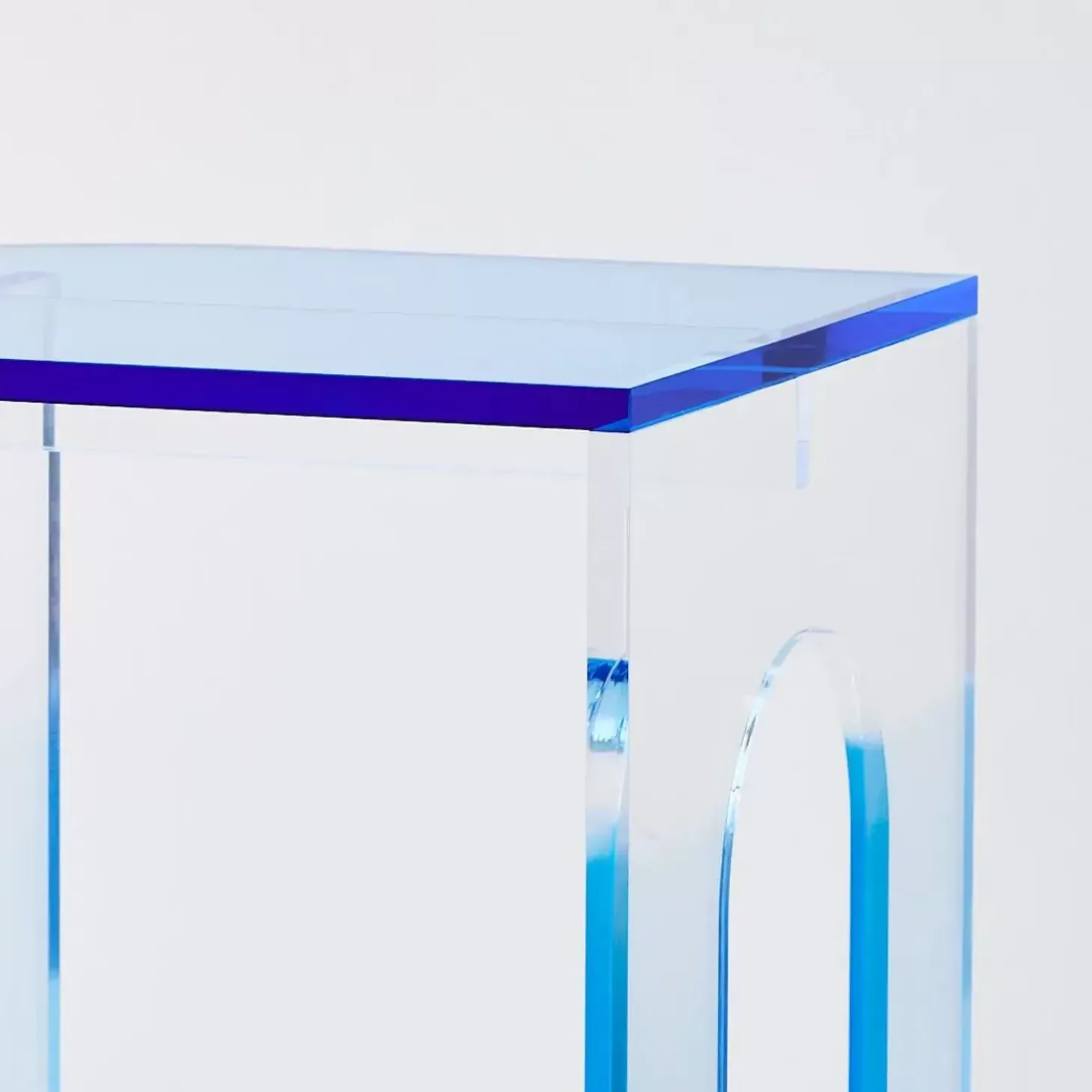 Arched Acrylic Side Table Blue