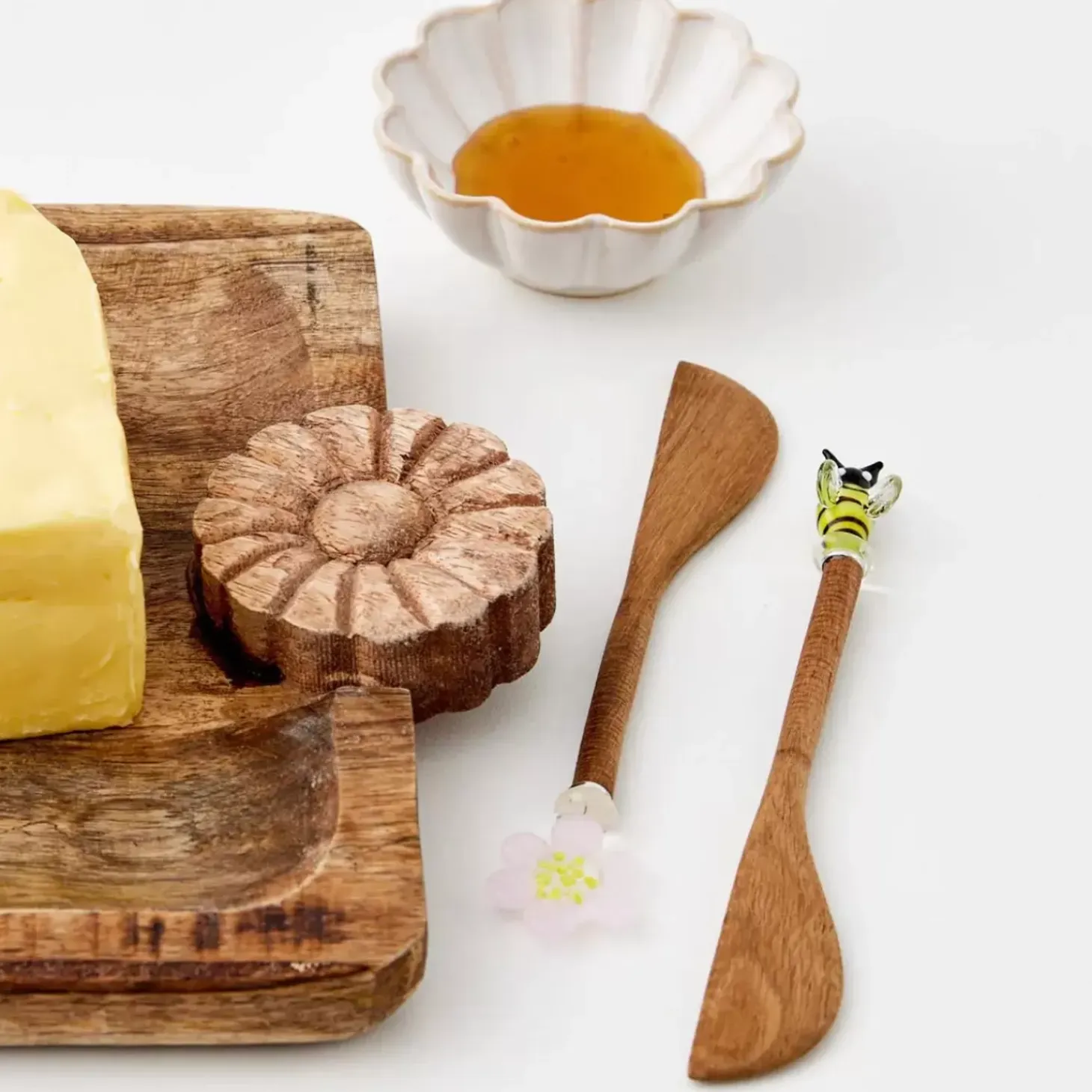 Honeybee Wooden Butter Knife Set