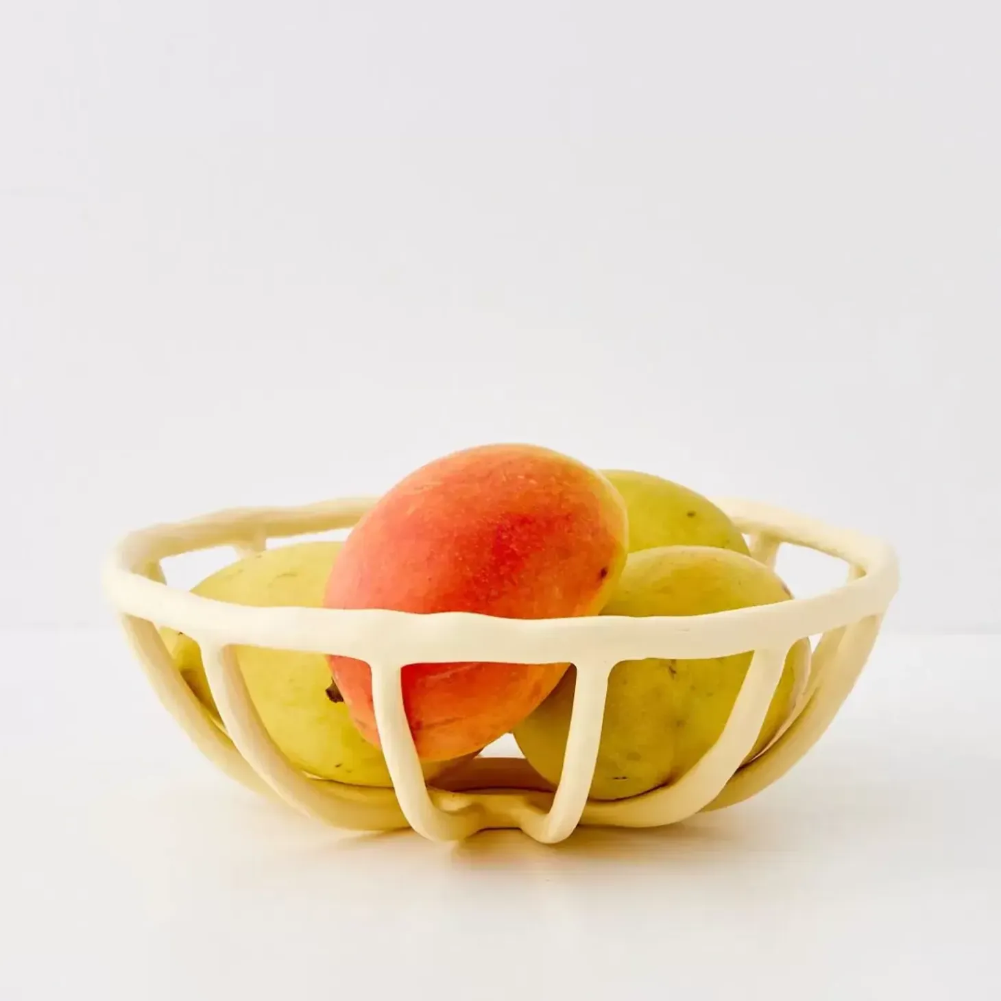 Weave Resin Fruit Bowl Beige